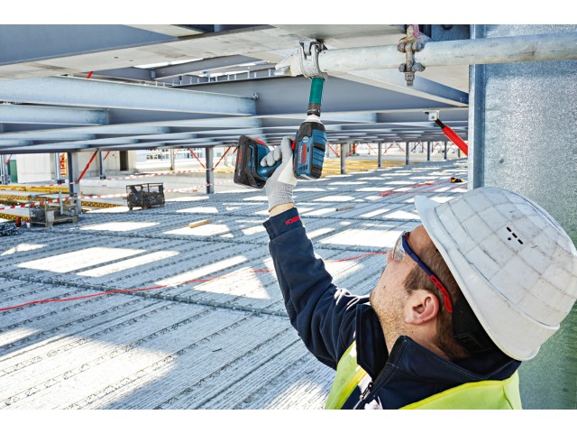 Začetni komplet Bosch 1x ProCORE18V 4.0Ah + GAL 18V-40, 1600A01U7U